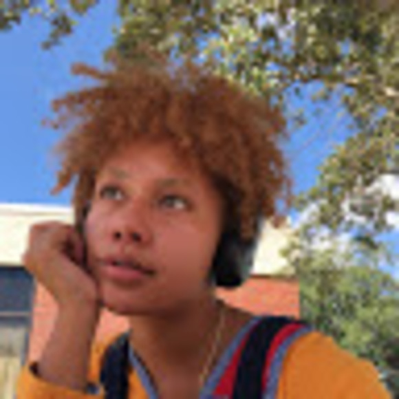 Meet your Posher, Mya - Picture 1 of 1